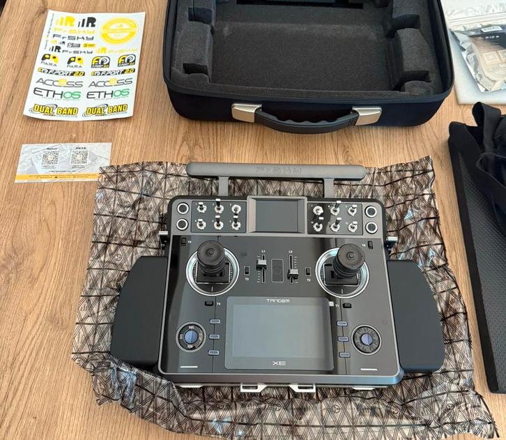 Zender Flysky Tandem, Hobby en Vrije tijd, Modelbouw | Radiografisch | Overige, Nieuw, Ophalen of Verzenden