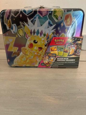 Pokémon TCG Stellar Pikachu Collector Chest beschikbaar voor biedingen