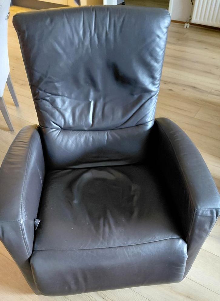 Leren handverstelbare stoel, Huis en Inrichting, Fauteuils, Zo goed als nieuw, Leer, 75 tot 100 cm, Ophalen