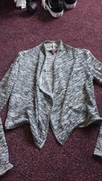 Leuk zwart/grijs meiden vestje  maat 146 / 152 coolcat  in p, Kinderen en Baby's, Kinderkleding | Maat 146, Meisje, Trui of Vest