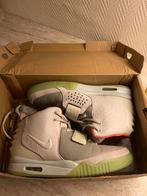 Nike Air Yeezy 2 “Pure Platinum” maat 45., Overige kleuren, Ophalen of Verzenden, Nike air yeezy, Sneakers of Gympen