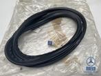 NOS kofferdekselrubber voor Mercedes-Benz W124, Auto-onderdelen, Ophalen of Verzenden, Nieuw, Mercedes-Benz
