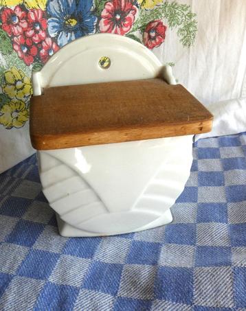 zoutbak porselein/ keukenpot met deksel/ meelbak beschikbaar voor biedingen