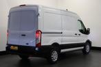 Ford Transit 2.0 TDCI 130PK L2H2 EURO 6 - Airco - Navi - Cru, Auto's, Voorwielaandrijving, Stof, 4 cilinders, Wit