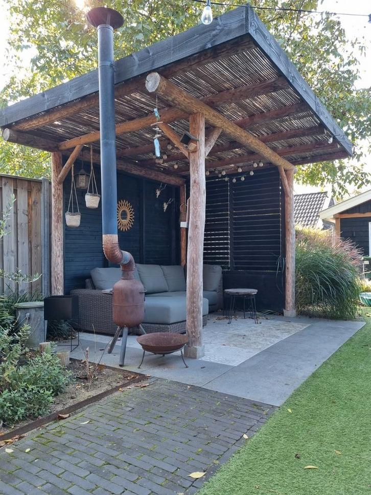 Leuke overkaping van ronde palen douhglas., Tuin en Terras, Overkappingen, Zo goed als nieuw, Ophalen