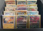 Pokémon Pakjes Met Glimmende Kaarten, Hobby en Vrije tijd, Foil, Ophalen of Verzenden, Zo goed als nieuw, Meerdere kaarten
