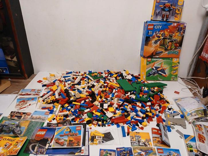 Ca. 7 kilo lego mix met boekjes en enkele dozen, Kinderen en Baby's, Speelgoed | Duplo en Lego, Gebruikt, Ophalen of Verzenden