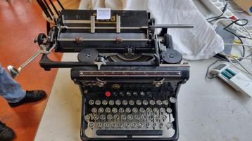 Antiek Seidel & Naumann - Ideal - typemachine, 1930s - IJzer beschikbaar voor biedingen