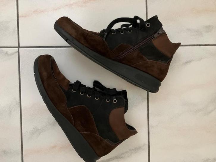 Durea Go zwart-bruine veterboots, maat 6,5 E, Kleding | Dames, Schoenen, Gedragen, Wandelschoenen, Bruin, Verzenden