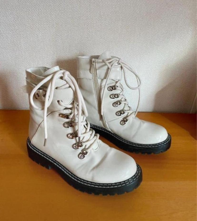 Witte Chelsea boots  - maat 39, Wit, Lage of Enkellaarzen, Chelsea, Ophalen of Verzenden