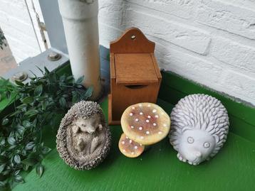 Houten Vogelhuisje beschikbaar voor biedingen