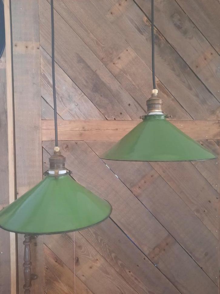 Groen emaille hanglampen, Franse hanglampen , antiek lampje, Antiek en Kunst, Antiek | Lampen, Ophalen of Verzenden