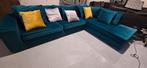 Goosens Velvet Hoekbank Turquoise ZGAN, Ophalen, 250 tot 300 cm, Hoekbank, 75 tot 100 cm