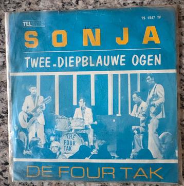 De Four Tak - Sonja & Twee Diepblauwe Ogen (Vinyl Single) beschikbaar voor biedingen