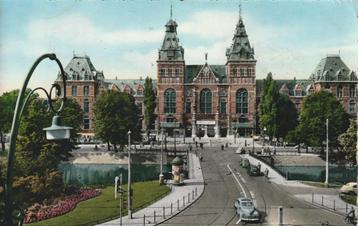 AMSTERDAM Rijksmuseum met Auto's kl.f. 1957 beschikbaar voor biedingen
