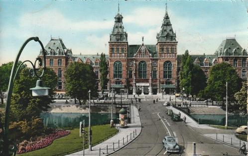 AMSTERDAM Rijksmuseum met Auto's kl.f. 1957, Verzamelen, Ansichtkaarten | Nederland, Gelopen, Noord-Holland, 1940 tot 1960, Verzenden