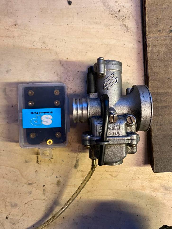 Polini CP 19 mm carburateur incl filter en sproeiers, Fietsen en Brommers, Brommeronderdelen | Algemeen, Zo goed als nieuw, Carburateur