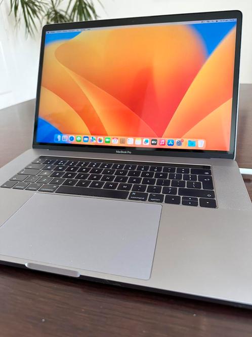 Apple MacBook Pro, 15 inch, Computers en Software, Apple Macbooks, Zo goed als nieuw, MacBook Pro, 15 inch, 2 tot 3 Ghz, Qwerty