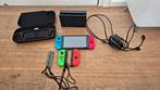 Nintendo Switch + 2 extra controllers + originele oplader, Spelcomputers en Games, Ophalen, Zo goed als nieuw, Switch Original