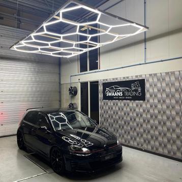 Volkswagen Golf 2.0 GTI / TSI 320PK 5D DSG 2016 Zwart beschikbaar voor biedingen