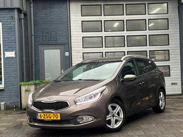 Kia Cee'd Sportswagon 1.6 GDI BusinessLine | Clima | Camera, Auto's, Kia, Te koop, (Pro) Cee d, ABS, Achteruitrijcamera, Airbags