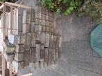 Plus minus 50 betonnen tuin stenen. Zie foto, Tuin en Terras, Tegels en Klinkers, Ophalen, Gebruikt, Klinkers, Minder dan 5 m²
