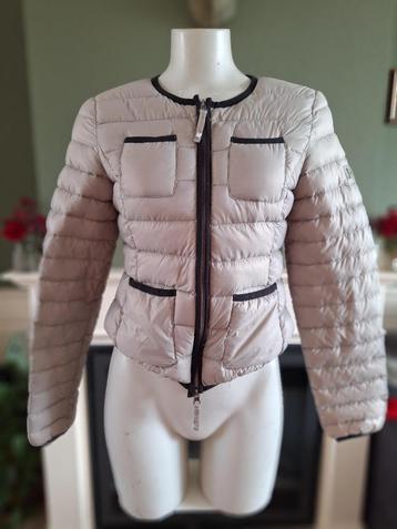 TwinSet Simona Barbieri winter jas tussen jack S 36 gratis V beschikbaar voor biedingen