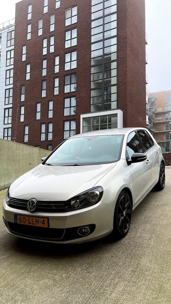 Volkswagen Golf 1.4 TSI 90KW DSG 2010 Grijs, Auto's, Volkswagen, Particulier, Golf, Benzine, B, Hatchback, Automaat, Origineel Nederlands