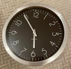 Wandklok Karlsson. Metaal., Huis en Inrichting, Ophalen of Verzenden, Gebruikt, Analoog, Wandklok