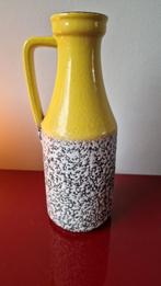 Mooie gele Vaas met gestipte onderkant, West Germany, Antiek en Kunst, Antiek | Vazen, Ophalen of Verzenden