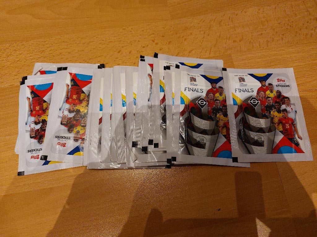 Panini Road to Nations Final League zakje 22x, Ophalen of Verzenden, Nieuw, Sport