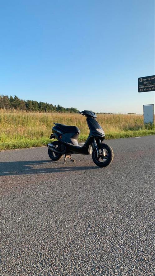 Peugeot vivacity 70cc sportline, Fietsen en Brommers, Scooters | Peugeot, Zo goed als nieuw, Vivacity, Maximaal 45 km/u, Benzine