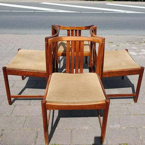 4 vintage eetstoelen dining chairs Deens Design stoel 60s, Huis en Inrichting, Stoelen, Vier, Hout, Stof, Ophalen of Verzenden