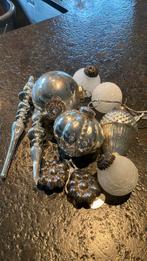 Sobere, brocante kerstballen/ kerstversiering, Ophalen of Verzenden, Zo goed als nieuw