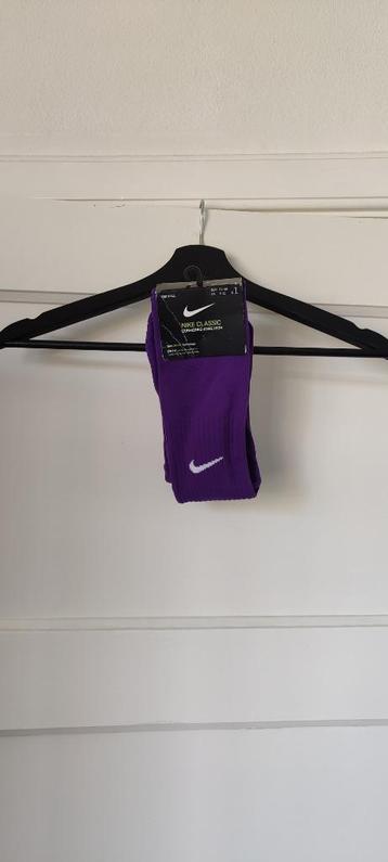 Nike ARAG KNVB Scheidsrechterssokken paars maat 42-46 beschikbaar voor biedingen