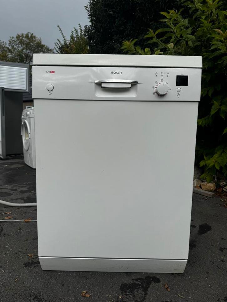 Bosch vaatwasser, Witgoed en Apparatuur, Vaatwasmachines, Zo goed als nieuw, 85 tot 90 cm, Ophalen