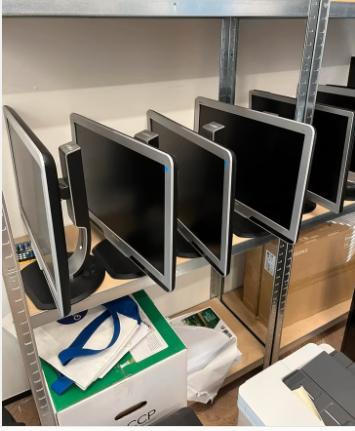 5 pc schermen - Phillips Brilliance 235PL, Computers en Software, Monitoren, Zo goed als nieuw, 60 Hz of minder, IPS, Overige resoluties