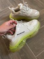 Balenciaga triple S, Ophalen of Verzenden, Wit, Zo goed als nieuw, Balenciaga