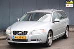 Volvo V70 2.5T Momentum Leer/Parkeersensor/Trekhaak/Apk 06-2, Voorwielaandrijving, Zwart, 1573 kg, 2521 cc