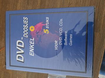 15 lege cd/dvd doosjes beschikbaar voor biedingen
