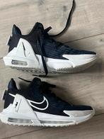 Nike basketbalschoen Lebron James Witness - Maat 39, Kleding | Heren, Ophalen of Verzenden, Zo goed als nieuw, Zwart, Sneakers of Gympen