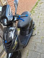 Zip scooter, Fietsen en Brommers, Scooters | Piaggio, Ophalen, Gebruikt, Maximaal 45 km/u, Zip