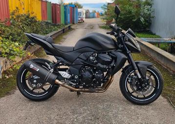 Kawasaki Z750 BlackOnBlack💢
 beschikbaar voor biedingen