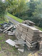 Gratis grindtegels en opsluitbanden, Tuin en Terras, Tegels en Klinkers, Ophalen of Verzenden, Zo goed als nieuw, Beton, Terrastegels