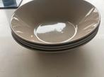 4 diepe Iittala Teema borden beige, Huis en Inrichting, Keuken | Servies, Ophalen, Gebruikt, Bord(en), Effen
