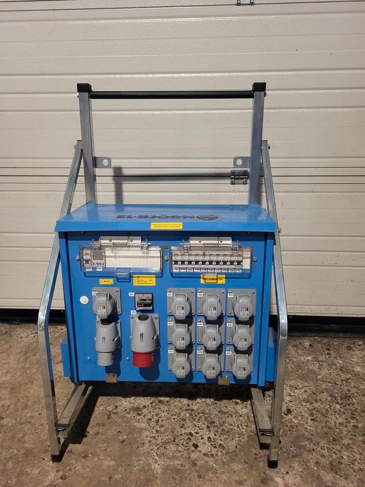 Zwerfkast/ bouwkast/ transformator van EL Bjorn., Doe-het-zelf en Verbouw, Elektra en Kabels, Nieuw, Ophalen