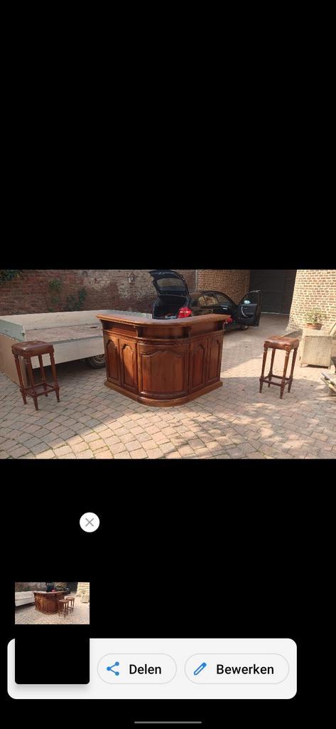 Een echte Chesterfield bar mancave toog ronde bar, Huis en Inrichting, Barren, Zo goed als nieuw, Ophalen