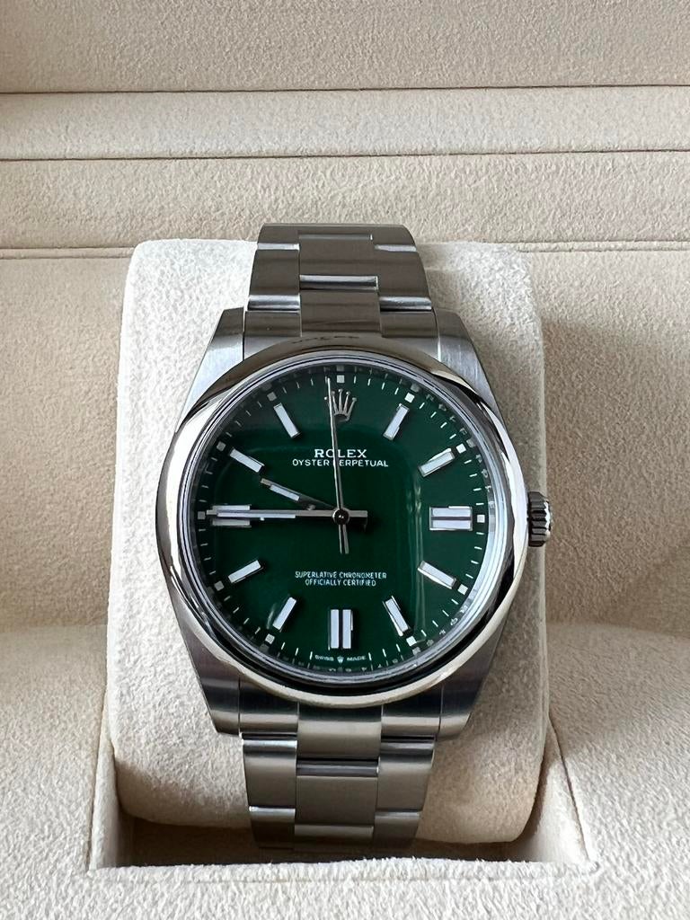 Rolex Oyster Perpetual 41mm Green dial 124300 Nieuw, Sieraden, Tassen en Uiterlijk, Ophalen, Staal, Polshorloge, Nieuw