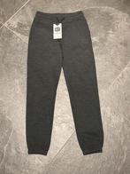 NIEUW nette chino joggingbroek mt 140 vingino (€70) c3, Broek, Nieuw, Ophalen of Verzenden, Vingino