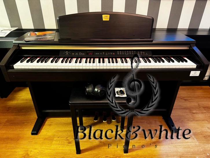 Yamaha Clavinova elektrische digitale piano .incl Garante, Muziek en Instrumenten, Piano's, Zo goed als nieuw, Piano, Bruin, Digitaal